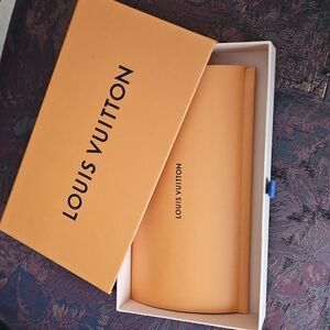 Louis Vuitton Gift Box & Thank You Note.